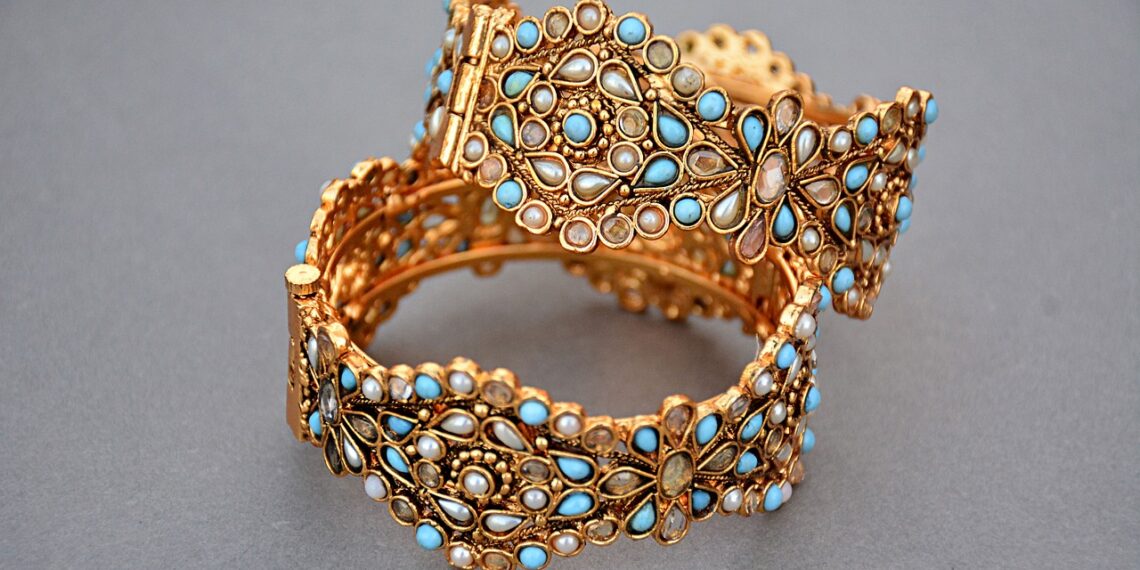 Why Branded Gold Jewellery is Rising